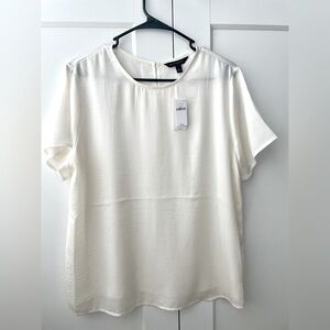 NWT Banana Republic off white satin short sleeve blouse size Large